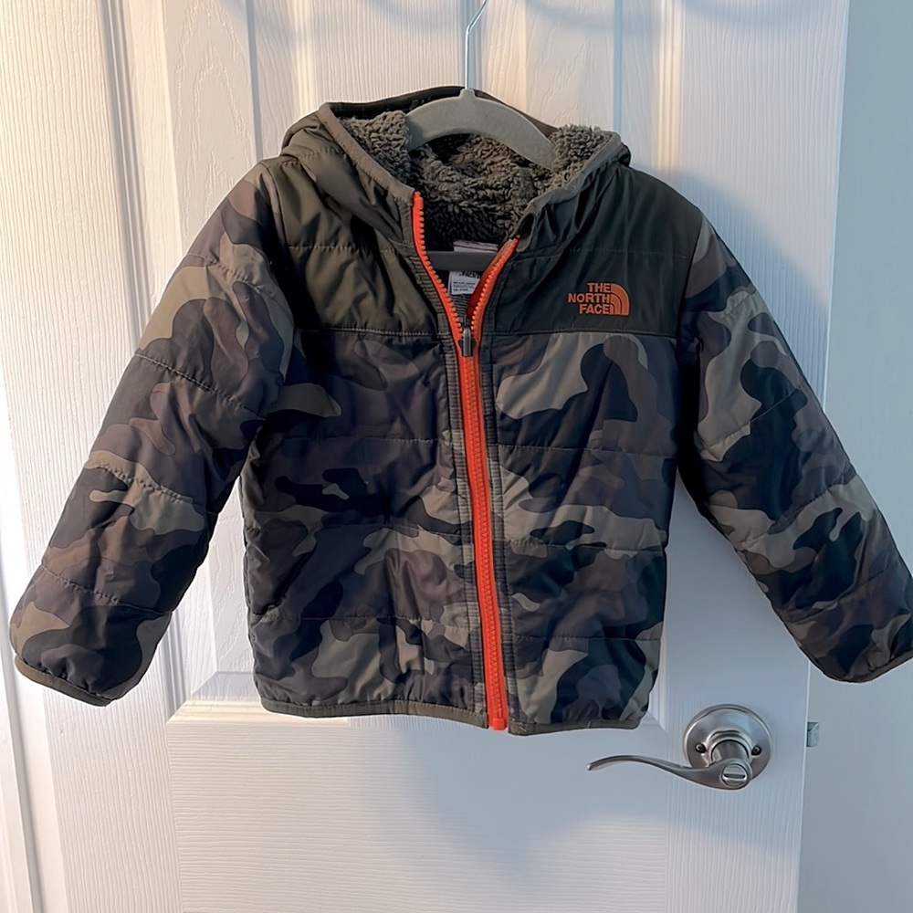 North Face fleece lined winter coat camo 18-24 months
